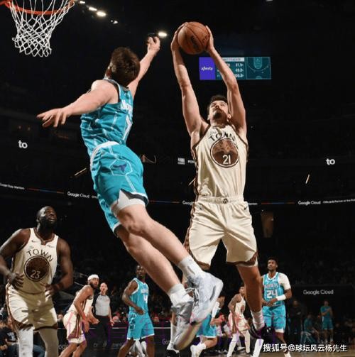 库里14分米勒空砍28分，勇士136-116大胜黄蜂三连胜