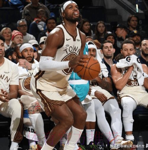 库里14分米勒空砍28分，勇士136-116大胜黄蜂三连胜
